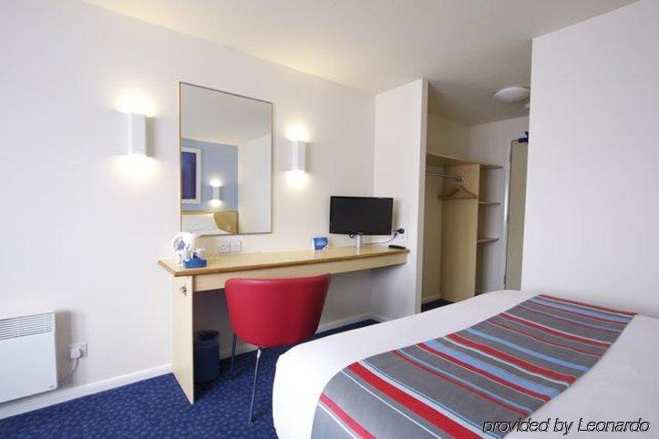 Travelodge Cameron Toll Hotel EDI Exterior foto